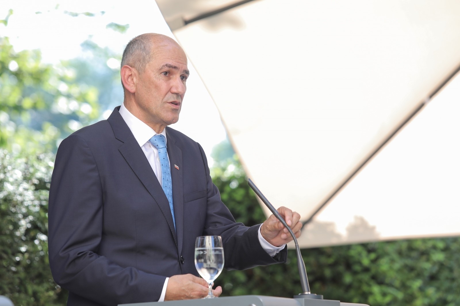 10.07.2020., Otocec ob Krki - Hrvatski premijer Andrej Plenkovic sastao se sa slovenskim kolegom Janezom Jansom. Teme sastanka su hrvatsko-slovenski odnosi i zajednicka borba protiv Covid-19. Photo: Tomislav Miletic/PIXSELL