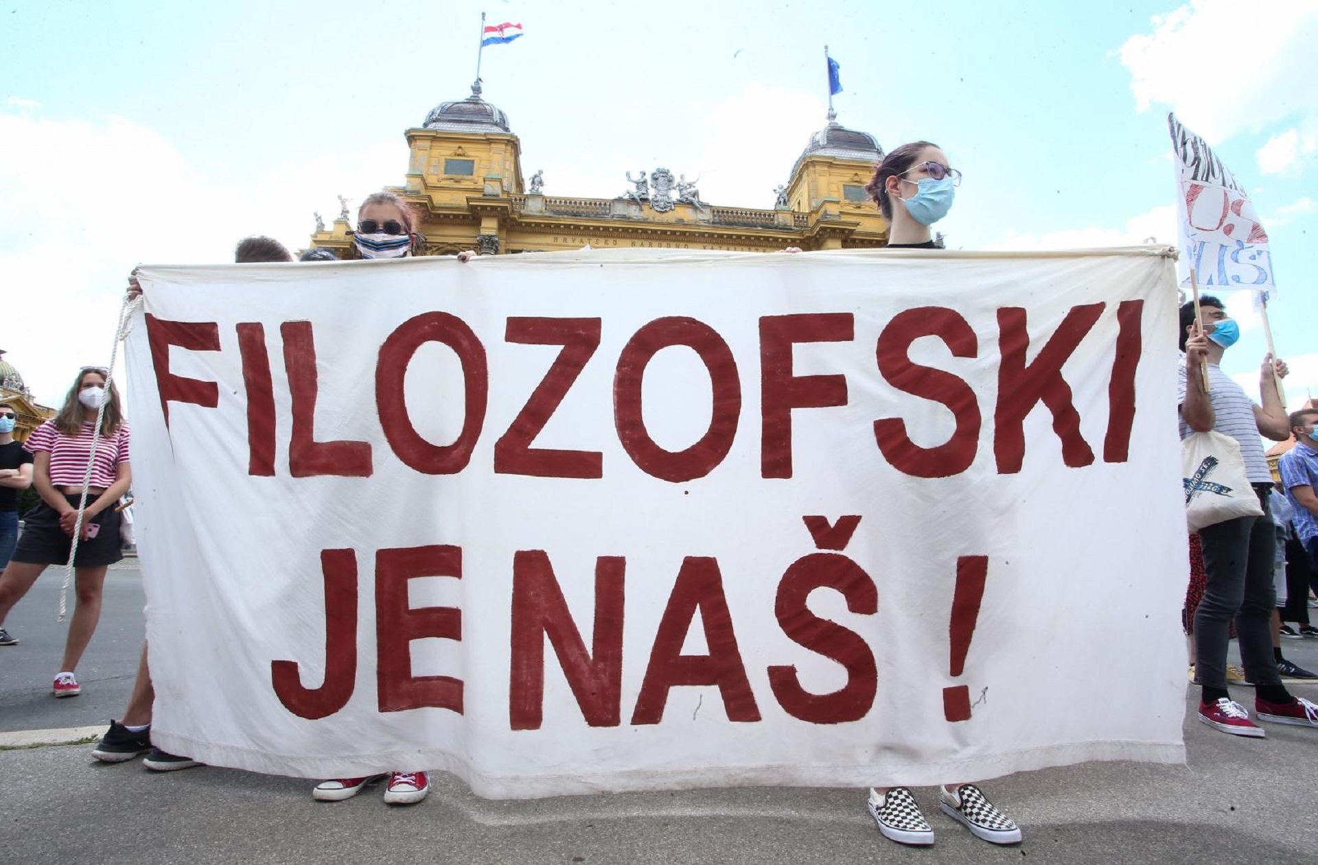 14.07.2020., Zagreb - Prosvjed Inicijative za Filozofski  zbog odluke rektora Damira Borasa o suspenziji dekanice Vesne Vlahovic-Stetic i smjene cijele uprave tog fakulteta. 
Photo: Matija Habljak/PIXSELL