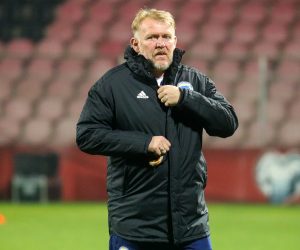 14.11.2019., Zenica, Bosna i Hercegovina - Trening nogometne reprezentacije Bosne i Hercegovin uoci kvalifikacijske utakmice za Euro 2020. protiv Italije. Izbornik Robert Prosinecki
Photo: Armin Durgut/PIXSELL