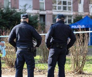 15.02.2020,Zagreb - U novozagrebackom naselju Sopot rano jutros pronadjena je mrtva zenska osoba ispred zgrade u Zemljakovoj ulici.Policija istrazuje okolnosti smrti.
Photo: Jurica Galoic/PIXSELL