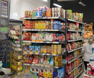 Prodavaonice "Istarski supermarketi" u Puli 15.03.2019., Pula -  Prodavaonice "Istarski supermarketi" u centru Pule.
Photo: Dusko Marusic /PIXSELL