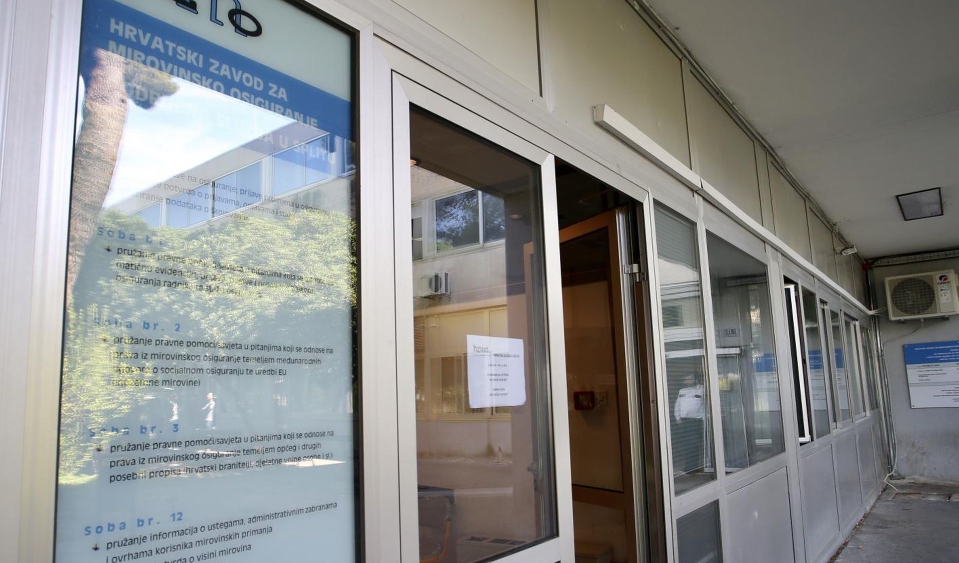 Zgrada HZMO u Splitu 17.04.2019., Split - Zgrada HZMO u Splitu.
Photo: Ivo Cagalj/PIXSELL