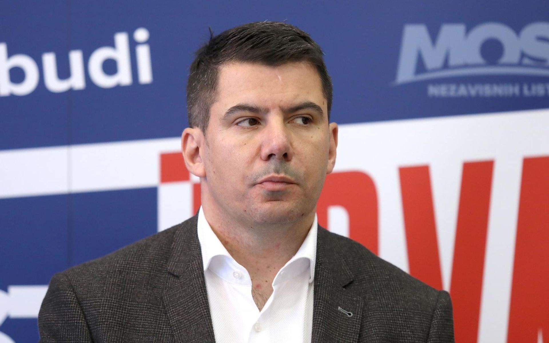 17.06.2020., Zagreb - Na konferenciji za medije program Mosta za predstojece parlamentarne izbore predstavili su predsjednik stranke Bozo Petrov, politicki tajnik Nikola Grmoja, te nositelji izbornih lista Marija Selak, Marin Miletic i kandidat Mislav Kraljevic.
Photo: Patrik Macek/PIXSELL
