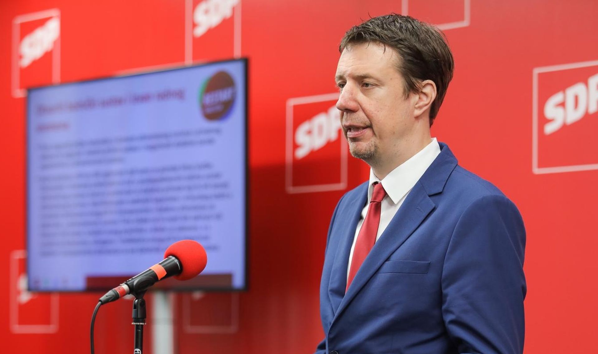 17.06.2020., Zagreb - U sredisnjici SDP-a na Iblerovom trgu predstavljen je program "Zdravstvo - jucer, danas, sutra" RESTART koalicije. Koordinator javnozdravstvenih akcija SDP-a Sasa Srica. Photo: Tomislav Miletic/PIXSELL