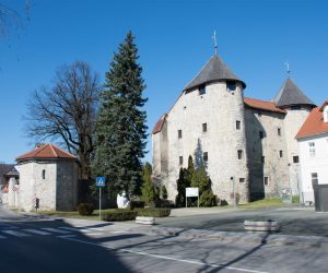 21.02.2020., Ogulin - Izlozba Hrvatske gorske sluzbe spasavanja

Photo: Lovro Kranjcevic/PIXSELL