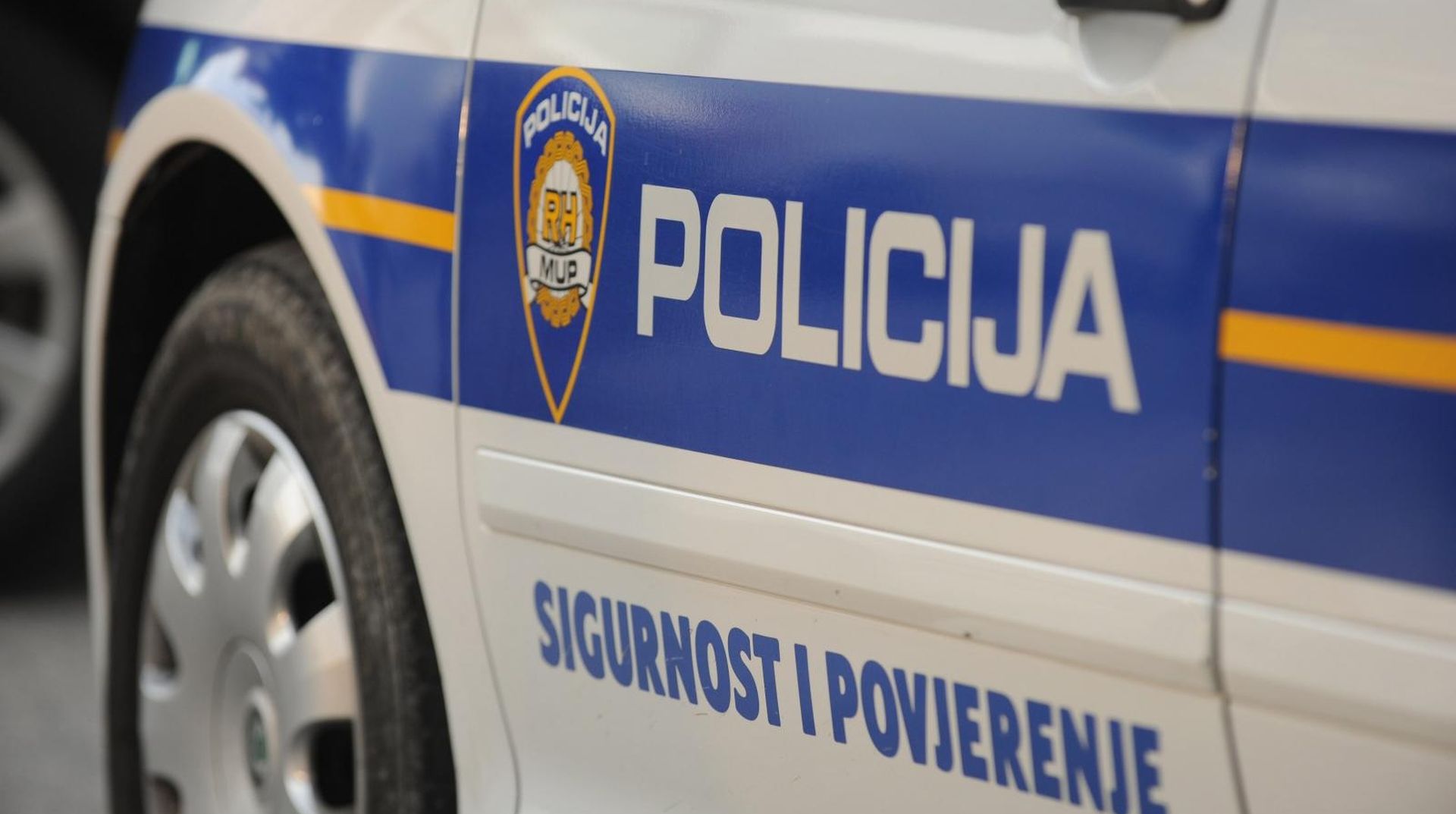21.10.2013., Sibenik - Policija kontrolira promet na gradskim ulicama.
Photo: Hrvoje Jelavic/PIXSELL