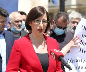 23.06.2020., Zagreb - Na konferenciji za medije koalicije Stranke s imenom i prezimenom, Pametno i Fokus odrzanoj na  Trgu svetog Marka predstavljen je izborni program. Na konferenciji su govorili Dalija Oreskovic, Marijana Puljak, Ante Pranic i Davor Nadji. 
Photo: Patrik Macek/PIXSELL