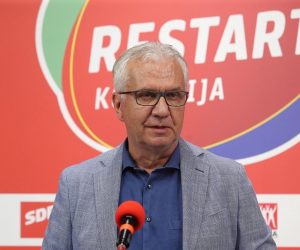 24.06.2020.,Zagreb - U prostorijama SDP-a na Iblerovom trgu odrzana je konferencija za medije Restart koalicije na temu "Andrej Plenkovic ugrozava zdravlje i sigurnost gradjana". Potpredsjednik SDP-a Rajko Ostojic Photo: Dalibor Urukalovic/PIXSELL