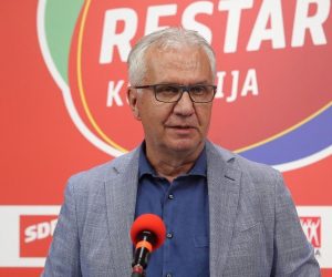 24.06.2020.,Zagreb - U prostorijama SDP-a na Iblerovom trgu odrzana je konferencija za medije Restart koalicije na temu "Andrej Plenkovic ugrozava zdravlje i sigurnost gradjana". Potpredsjednik SDP-a Rajko Ostojic Photo: Dalibor Urukalovic/PIXSELL