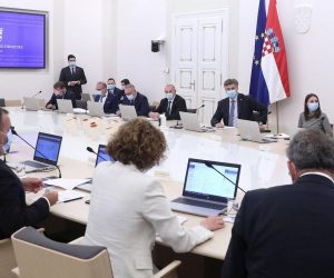 24.07.2020., Zagreb - 15. Vlada RH odrzala je u Banskim dvorima svoju prvu sjednicu. Vlada je sa sjednice u Hrvatski sabor poslala prijedlog zakona o obnovi Zagreba i njegove okolice od posljedica potresa 22. ozujka. 
Photo: Patrik Macek/PIXSELL