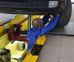 25.11.2019., Sibenik - Na svim stanicama za tehnicki pregled u Republici Hrvatskoj zapoceo su Dani tehnicke ispravnosti vozila. Besplatan pregled vozila moze se obaviti od 25.studenog do 30.studenog.
Photo: Hrvoje Jelavic/PIXSELL