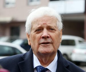 28.01.2020., Duga Resa - Sastanak o prekogranicnoj suradnji Opcine Velike Kladuse, Duga Rese, Ogulina i opcina Bosiljevo, Ribnik i Generalski stol. Nacelnik Opcine Velika Kladusa Fikret Abdic. Photo: Kristina Stedul Fabac/PIXSELL