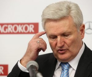 28.11.2014., Zagreb - Konferencija za medije povodom zapocete suradnje svicarske grupe Emil Frey, njemackog Daimlera i Agrokora. Ugovor o suradnji potpisali su Ivica Todoric, predsjednik Agrokor koncerna, Walter Frey predsjednik svicarske Emily Frey grupe i Peter Alexander Trettin, predsjednik njemackog koncerna Daimler AG. 
Photo: Robert Anic/PIXSELL