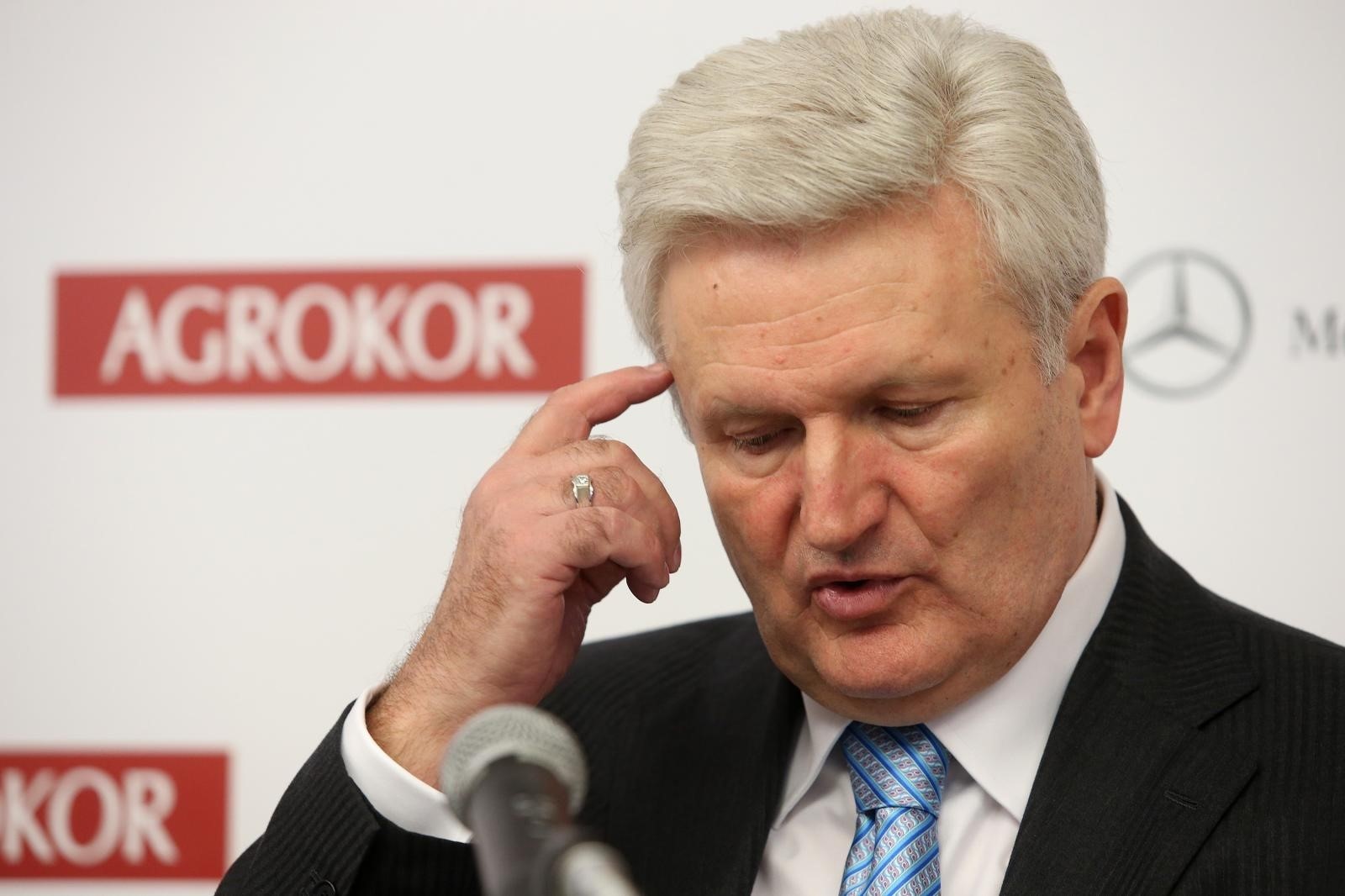 28.11.2014., Zagreb - Konferencija za medije povodom zapocete suradnje svicarske grupe Emil Frey, njemackog Daimlera i Agrokora. Ugovor o suradnji potpisali su Ivica Todoric, predsjednik Agrokor koncerna, Walter Frey predsjednik svicarske Emily Frey grupe i Peter Alexander Trettin, predsjednik njemackog koncerna Daimler AG. 
Photo: Robert Anic/PIXSELL