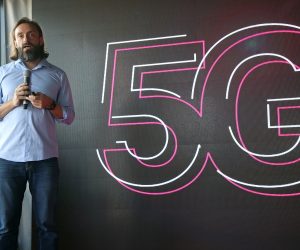 Zagreb, 14.07.2020 - Hrvaski telekom (HT) odrao je konferenciju za medije na kojoj je potvrdio status najre mree i mree s najboljom pokrivenocu signalom u Hrvatskoj. Na slici clan Uprave i glavni direktor za tehniku i informacijske tehnologije Boris Drilo.
foto HINA/ Damir SENCAR/ ds
