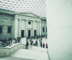Unsplash/Tamara Menzi
