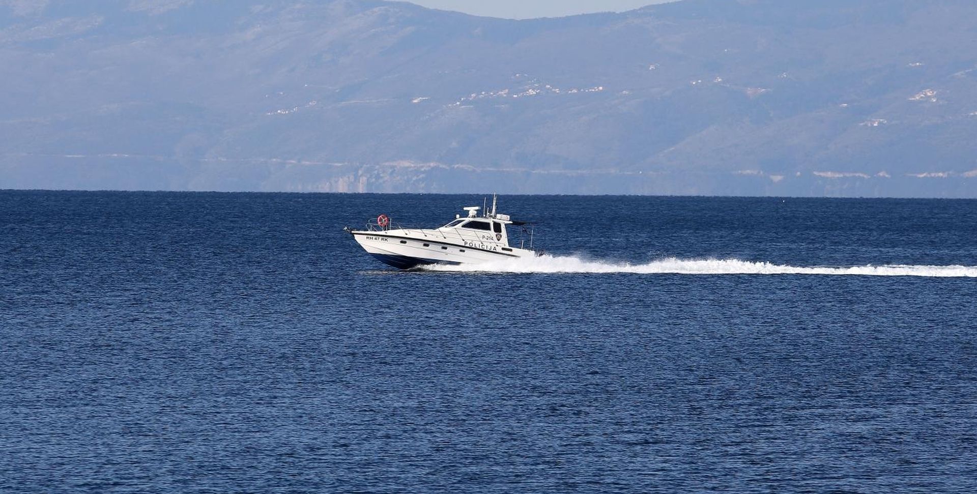 02.04.2020., Rijeka - Gliser pomorske policije na moru u Kvarnerskom zaljevu. Ilustracija
Photo:Goran Kovacic/PIXSELL