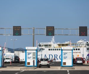 03.07.2020.,Zadar - U zadarsku luku Gazenica uplovio je novi trajekt Ugljan, koji ce ploviti na relaciji Zadar-Preko . Photo: Marko Dimic/PIXSELL