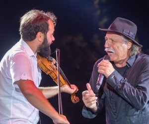 02.08.2020., Brijuni - Odrzana je velika proslava jubilarne 20. obljetnice Kazalista Ulysses. Koncert se izvodio na pozornici na samoj obali i na molu Malog Brijuna. Publika je koncert pratila s brodova. Rade Serbedzija. Photo: Srecko Niketic/PIXSELL