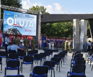 05.08.2020., Knin - Generalna proba i posljednje pripreme na Trgu Oluje uoci  sutrasnje 25. obljetnice Vojno-redarstvene akcije Oluja.
Photo: Hrvoje Jelavic/PIXSELL