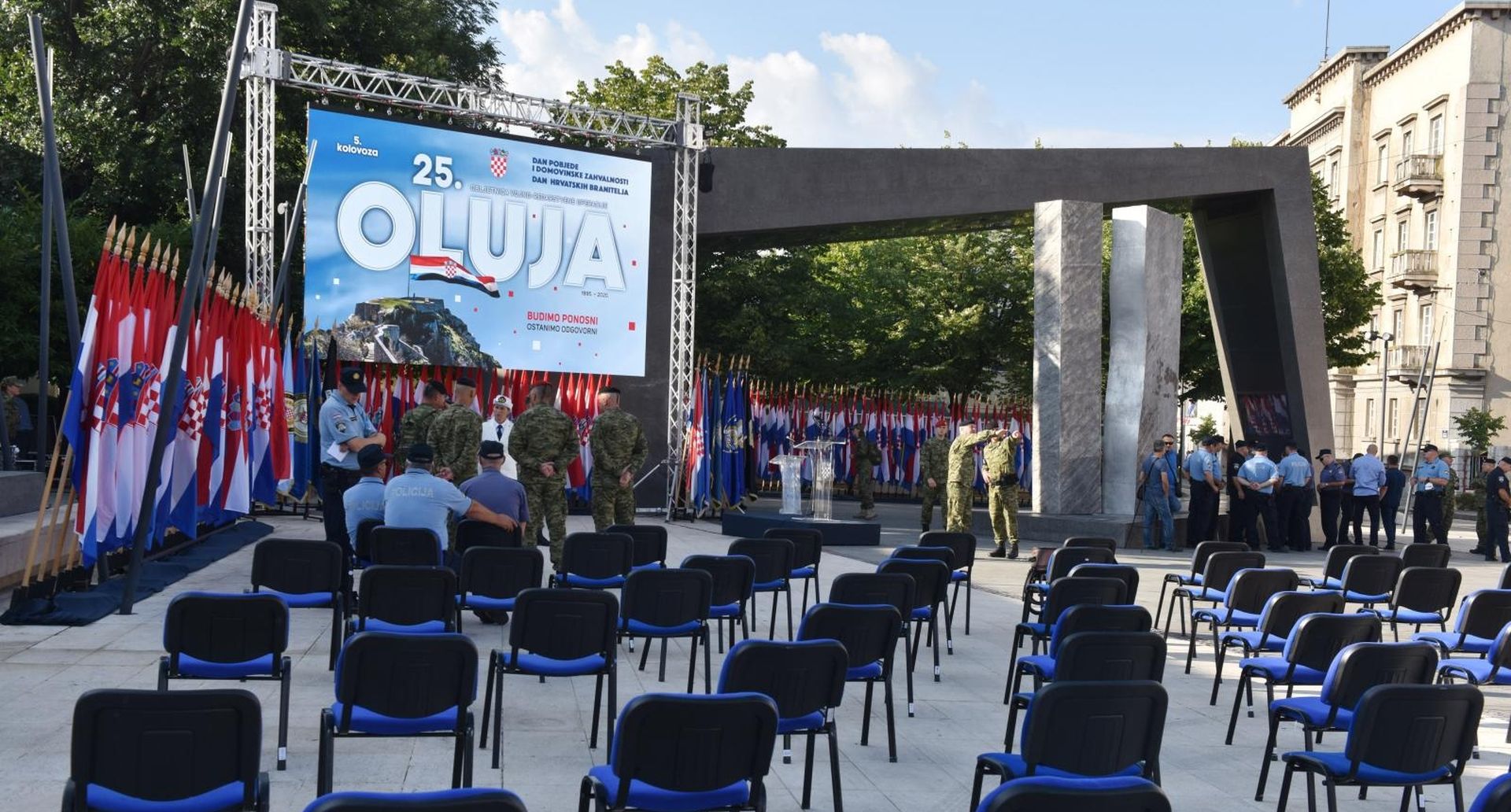 05.08.2020., Knin - Generalna proba i posljednje pripreme na Trgu Oluje uoci  sutrasnje 25. obljetnice Vojno-redarstvene akcije Oluja.
Photo: Hrvoje Jelavic/PIXSELL