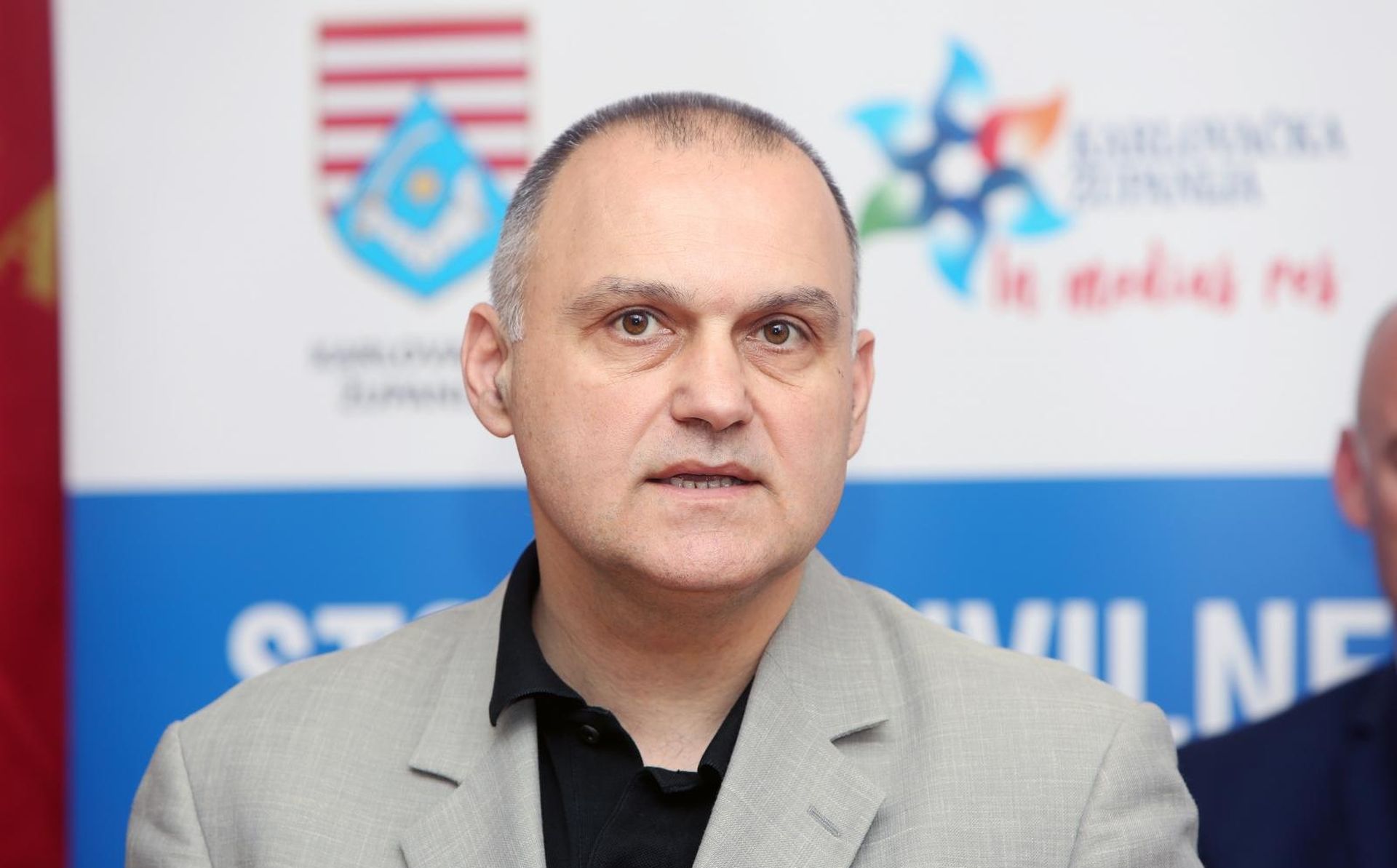 08.06.2020., Karlovac - Konferencija za medije Stozera civilne zastite Karlovacke zupanije na kojoj su o situaciji uzrokovanoj koronavirosm govorili zupan karlovacke zupanije Damir Jelic, zamjenik nacelnika Stozera Civilne zastite RH Damir Trut i clanica Nacionalnog stozera CZ Maja Grba Bujevic.
Photo: Kristina Stedul Fabac/PIXSELL