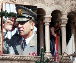 09.12.2005.,Split - Plakat Ante Gotovine
Photo Vanja Zubcic/Vecernji list