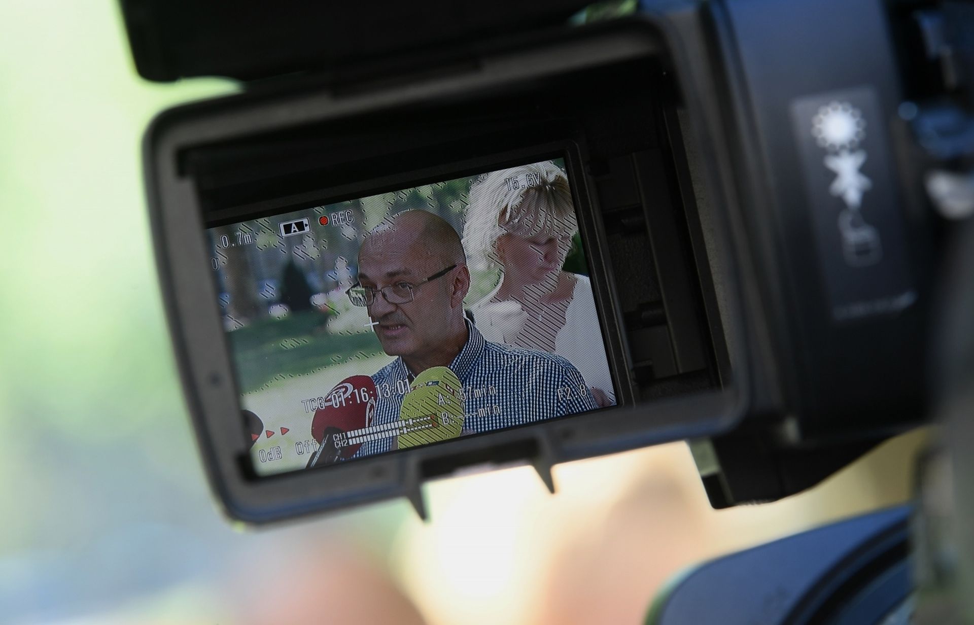 10.07.2020., Zagreb - Udruga Franak odrzala je konferenciju za medije na temu Konacno i nedvojbeno utvrdjena prava potrosaca konvertiranih CHF kredita na potpuno obestecenje temeljem danasnje presude suda EU C-452/18. Goran Aleksic, Patricija Djuric, Goran Herceg. 
Photo: Marko Lukunic/PIXSELL