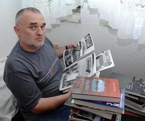 10.08.2012., Sisak - Umirovljeni pukovnik HV-a Ivica Pandza-Orkan, dokumentarist Domovinskog rata, vec 17 godina prikuplja dokumentaciju o zlocinima pripadnika vojske tzv. RSK. Tri puta je ranjen, a odlikovan je brojnim odlicjima. 
Photo: Nikola Cutuk/PIXSELL