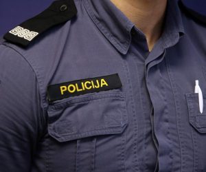 13.11.2019., Split - Djelatnik policije
 Photo: Miranda Cikotic/PIXSELL