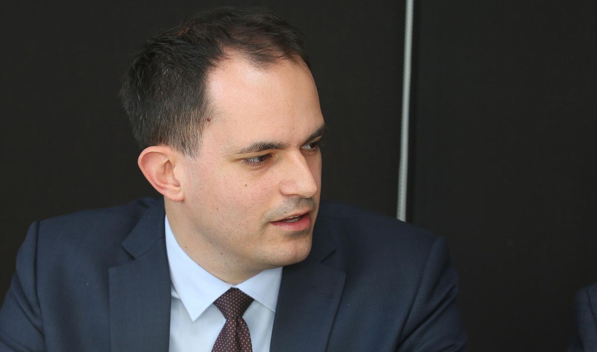 21.02.2020., Sibenik - Na tvrdjavi Barone potpisan je ugovor za projekt "Povecanje integrirane mobilnosti na podrucju Grada Sibenika". Ugovor su potpisali ministar mora, prometa i infrastrukture Oleg Butkovic, direktor Gradskog parkinga d.o.o. Goran Bulat i Tomislav  Petric, ravnatelj Sredisnje agencije za financiranje i ugovaranje programa i projekata Europske unije.Svecanom  potpisivanju, uz gradonacelnika Zeljka Burica nazocili su ministar regionalnog razvoja i fondova Europske unije Marko Pavic te ministar uprave Ivan Malenica.
Photo: Dusko Jaramaz/PIXSELL