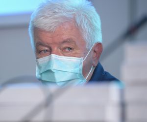 22.07.2020., Nastavni zavod Dr. Andrija Stampar, Zagreb - Svecano potpisivanje donatorskog ugovora za uredjaj za automatiziranu izolaciju nukleinske kiseline novog koronavirusa (Nextractor NX-48S), kojime ce se udvostruciti dosadasnji maksimalni kapaciteti testiranja u Nastavnom zavodu Dr. Andrija Stampar. Donaciju uredjaja Zavodu omogucio je Davor Suker.Photo: Marko Prpic/PIXSELL