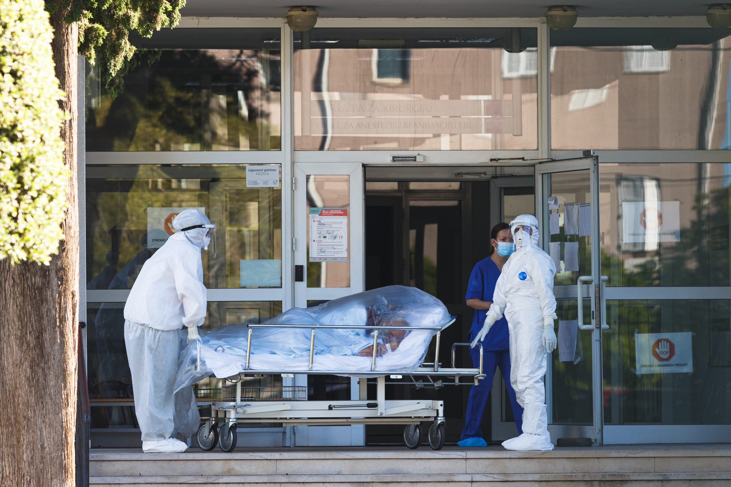 26.08.2020., Zadar - Kako bi olaksali i ubrzali broj testiranja koje se dnevno provodi u Zavodu za javno zdravstvo, testiranja na Covid-19 od jucer su moguca i u Opcoj bolnici. Photo: Marko Dimic/PIXSELL