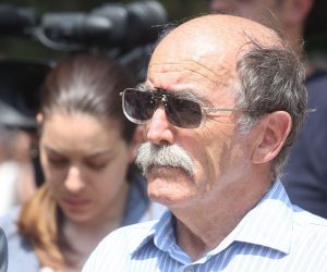27.07.2016., Srb - Srpsko narodno vijece (SNV) i Savez antifasistickih boraca i antifasista (SABH) obiljezavaju 75. obljetnicu antifasistickog ustanka. U isto vrijeme ondje su i prosvjednici predvodjeni A-HSP-om. 
Photo: Dusko Jaramaz/PIXSELL