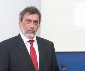 29.07.2020., Zagreb - Ministar znanosti i obrazovanja Radovan Fuchs dobitnicima urucio Nagrade Soljacic i Nagrade Sakac.
Photo: Matija Habljak/PIXSELL