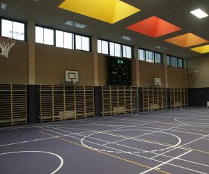 Zagreb, 02.09.2013 - Na prvi dan nove kolske godine zagrebaèki gradonaèelnik Milan Bandiæ otvorio je novu zgradu Osnovne kole Alojzija Stepinca u naselju Vrbani III. Na slici sportska dvorana u novootvorenoj koli.
foto FaH/ Lana SLIVAR DOMINIÆ /ds