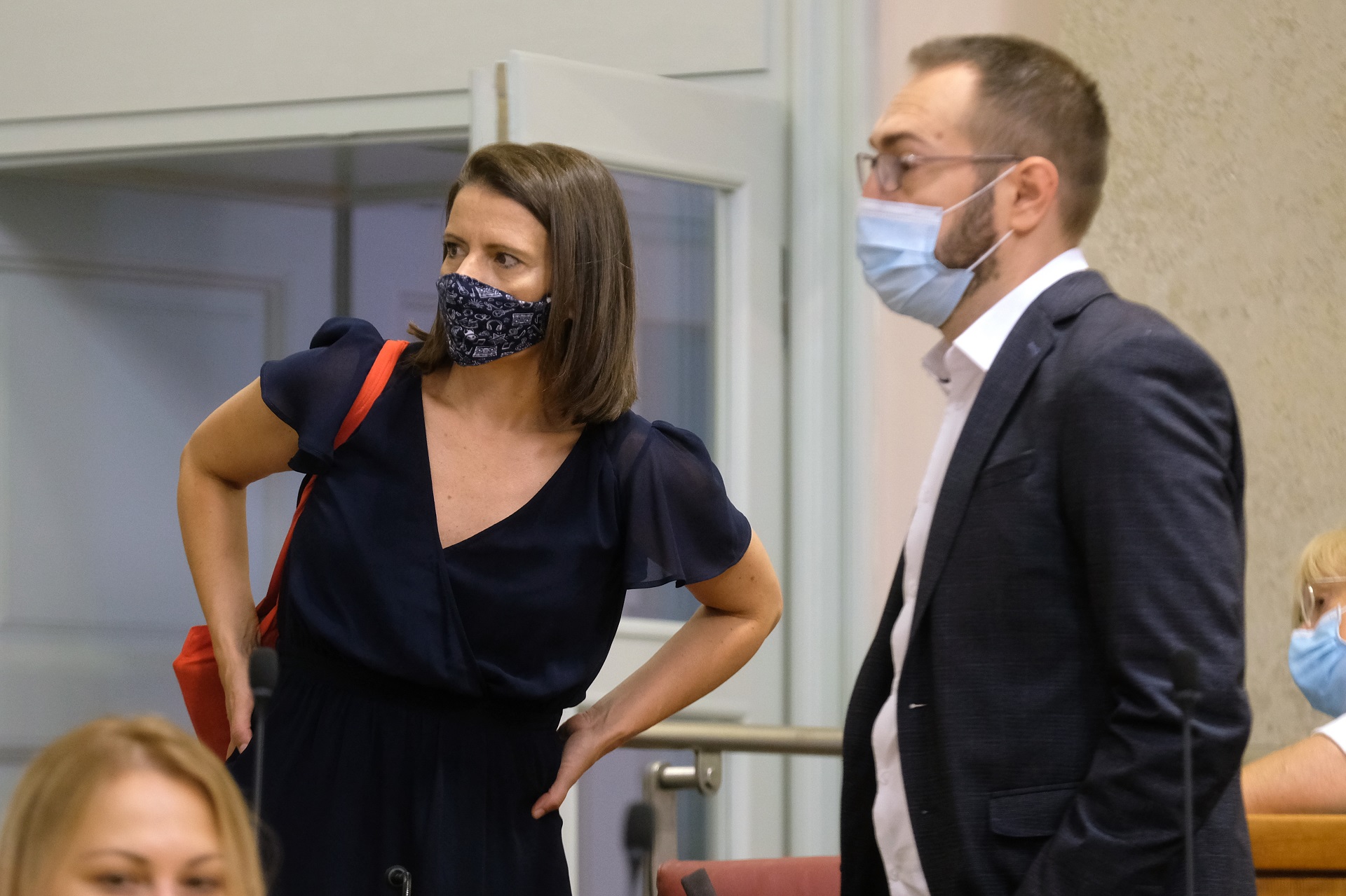 Zagreb, 02.09.2020. - Predsjednik Hrvatskoga sabora Gordan Jandroković, na zahtjev Vlade, sazvao je dvotjednu izvanrednu sjednicu kako bi se čim prije donio zakon o obnovi zgrada oštećenih potresom na području Zagreba, Krapinsko-zagorske i Zagrebačke županije
Na fotografiji Katarina Peović.
foto HINA/ Edvard ŠUŠAK/ es