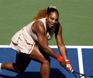 epa08652884 Serena Williams of the US in action against Maria Sakkari of Greece during their match on the eighth day of the US Open Tennis Championships at the USTA National Tennis Center in Flushing Meadows, New York, USA, 07 September 2020. Due to the coronavirus pandemic, the US Open is being played without fans and runs from 31 August through 13 September.  EPA/JASON SZENES
