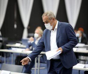 Zagreb, 10.09.2020 - Sjednica zagrebačke Skupštine na čijem je dnevnom redu, među 83 točke, Prijedlog godišnjeg izvještaja o izvršenju Proračuna Grada Zagreba.. Na fotografiji Milan Bandić.    foto HINA/ Daniel KASAP/ dk