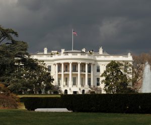 epa08682615 (FILE) - A general view of the South Portico and South Lawn of the White House in Washington DC, USA, 16 March 2011 (reissued 19 September 2020). According to media reports on 19 September 2020, a letter intercepted in screening at an offsite processing facility for the White House and that was addressed directly to US President Donald J. Trump tested positive for the poison ricin. Letters containing ricin were also sent to federal offices in Texas.  EPA/MICHAEL REYNOLDS *** Local Caption *** 02637162