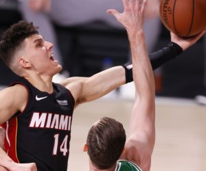 epa08682920 Miami Heat guard Tyler Herro (L) shots over Boston Celtics forward Gordon Hayward (R) during the first half of the NBA basketball Eastern Conference finals playoff game three between the Boston Celtics and the Miami Heat at the ESPN Wide World of Sports Complex in Kissimmee, Florida, USA, 19 September 2020.  EPA/ERIK S. LESSER SHUTTERSTOCK OUT