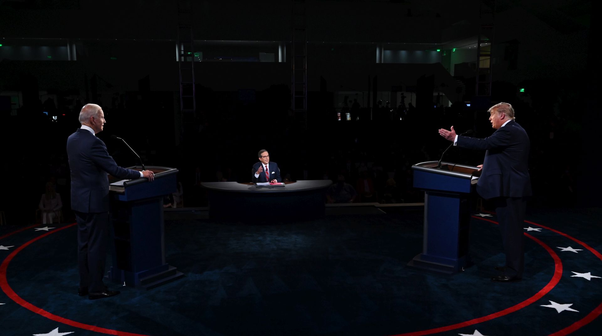 epa08707137 US President Donald Trump (R) and Democratic presidential candidate Joe Biden take part in the first Presidential Debate at the Case Western Reserve University and Cleveland Clinic in Cleveland, Ohio, 29 September 2020. It is the first of three scheduled debates between US President Donald Trump and Democratic presidential candidate and former Vice President Joe Biden.  EPA/OLIVIER DOULIERY / POOL