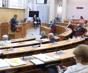 02.09.2020., Zagreb - Sabor je danas poceo 2. izvnarednu sjednicu koja je sazvana na zahtjev Vlade radi donosenja Zakona o obnovi Zagreba i okolice nakon potresa. Photo: Patrik Macek/PIXSELL