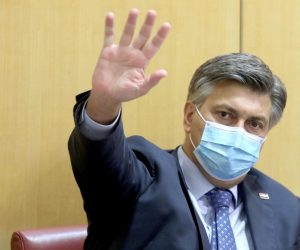 02.09.2020., Zagreb - Sabor je danas poceo 2. izvnarednu sjednicu koja je sazvana na zahtjev Vlade radi donosenja Zakona o obnovi Zagreba i okolice nakon potresa. Predsjednik Vlade RH Andrej Plenkovic Photo: Patrik Macek/PIXSELL