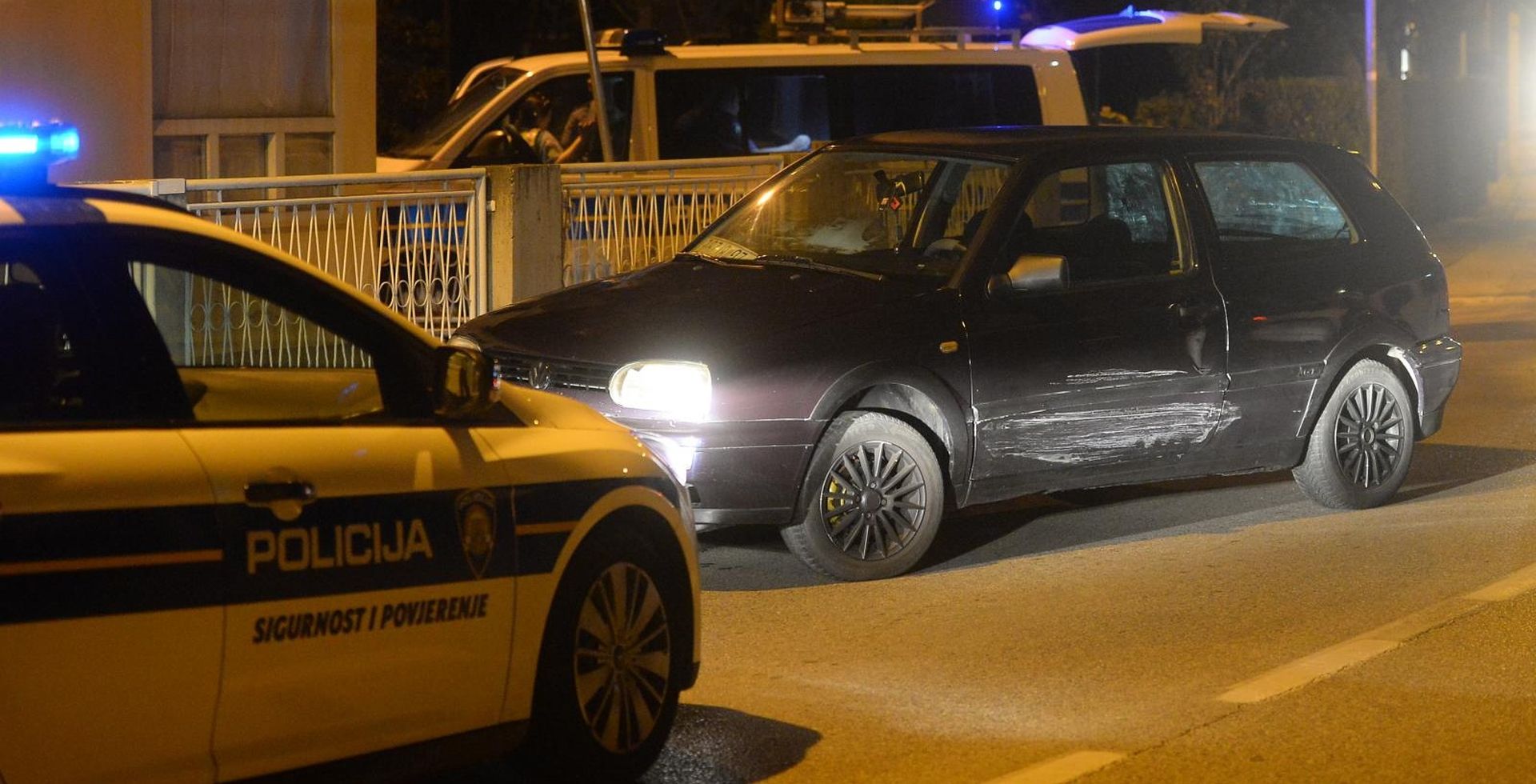 03.09.2020., Dubrava, Zagreb - Policijski ocevid u Osjeckoj ulici nakon potjere i navodne pucnjave. Photo: Marko Prpic/PIXSELL