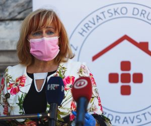 05.09.2020., Zadar - Na Forumu odrzana konferencija za medije HUUGO-a - Hrvatskog drustva za primarnu zdravstvenu zastitu HLZ na temu "25 godina unistavanja zdravstvenog sustava, devastacija primarne zdravstvene zastite".  
Photo: Marko Dimic/PIXSELL