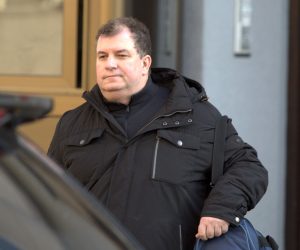 06.01.2020., Zagreb - Jakov Kitarovic izlazi i stana jutro nakon sto je Kolinda Grabar-Kitarovic izgubila izbore. Photo: Frano Jerkan/PIXSELL