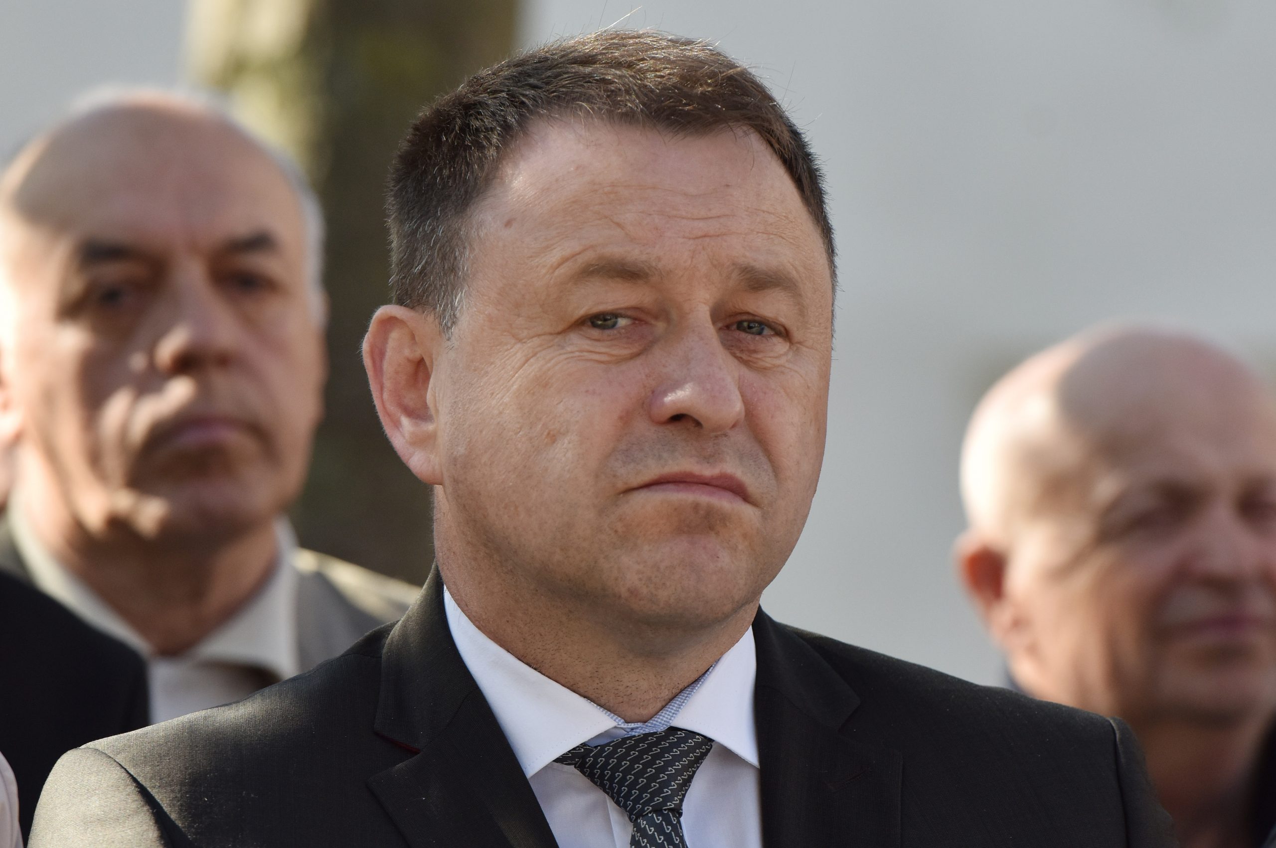 26.04.2019., Knin - 27.Obljetnica utemeljenja Hrvatskog vijeca obrane u Kninu zapocela  polaganjem vijenaca i paljenjem svijeca ispod spomenika Oluja 95. Ante Deur
Photo: Hrvoje Jelavic/PIXSELL