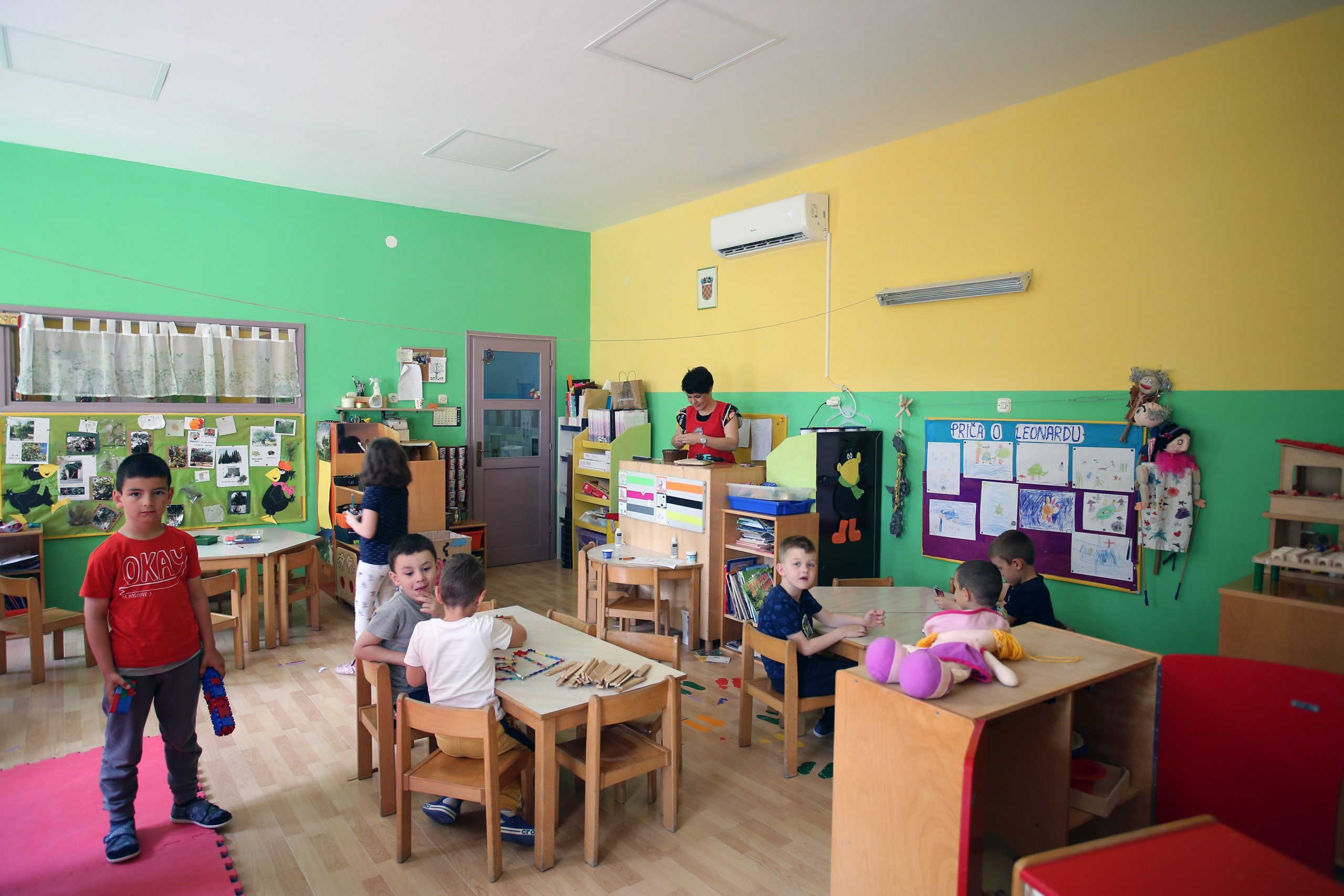 09.06.2020.,Sibenik - U povodu zavrsetka projekta Energetska obnova zgrade Djecjeg vrtica „Gradja“ te projekta Energetska obnova zgrade Djecjeg vrtica „Sibenski tići“ odrzana je konferencija za medije.Na konferenciji su govorili gradonacelnik Zeljko Buric,zamjenik gradonacelnika Danijel Mileta i ravnateljica djecjeg vrtica Smilje Gorana Rakic.
Photo: Dusko Jaramaz/PIXSELL