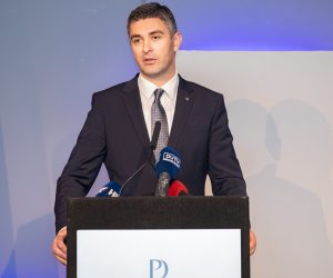 09.06.2020., Hotel Palace, Dubrovnik - Gradonacelnik Grada Dubrovnika Mato Frankovic predstavio je u hotelu Palace projekte gradske uprave povodom tri godine mandata.
Photo: Grgo Jelavic/PIXSELL